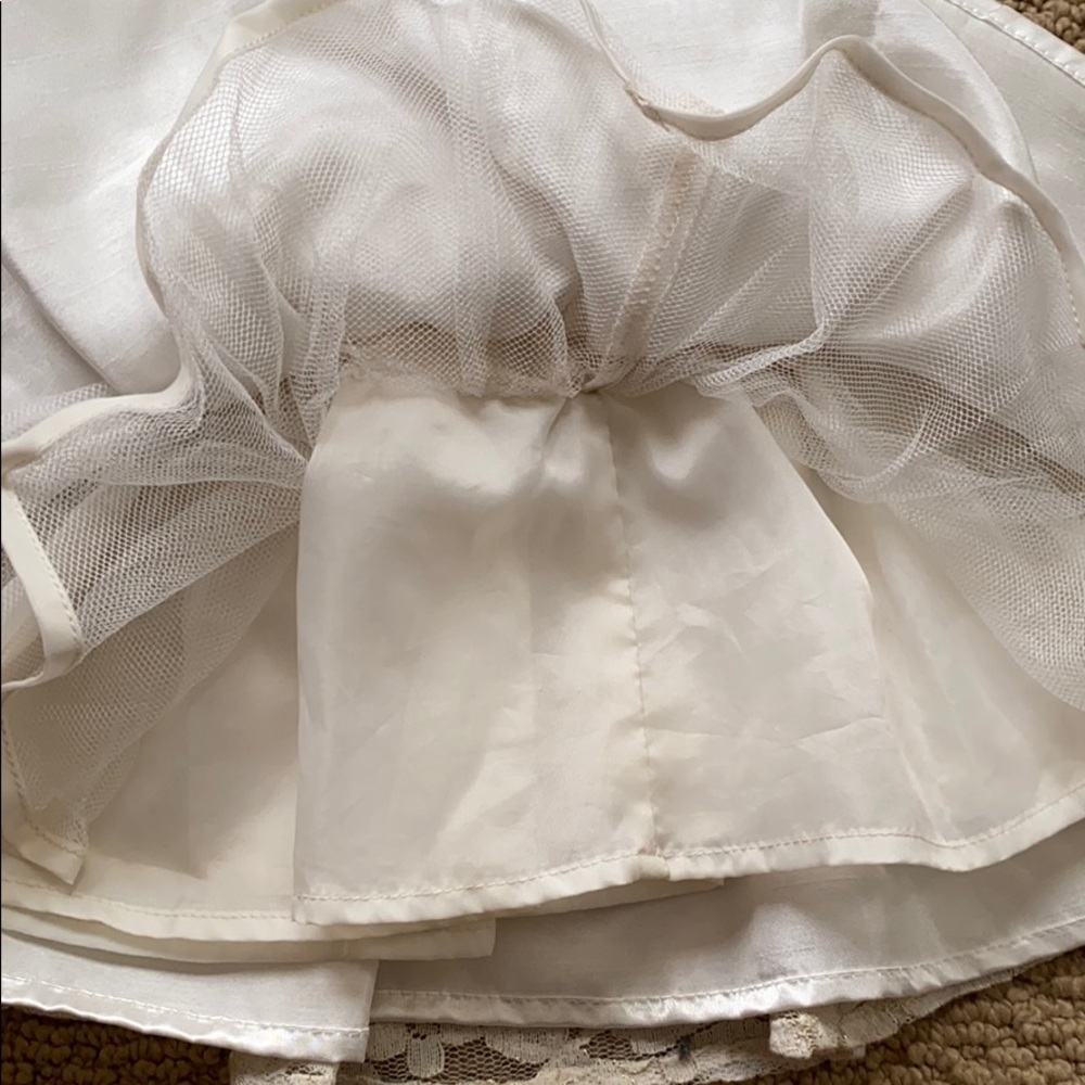 Infant cream lace holiday dress with black bow - Picture 8 of 8